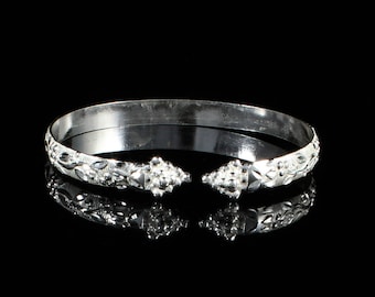 Handmade Sterling Silver West Indian Bangle: Grape Design