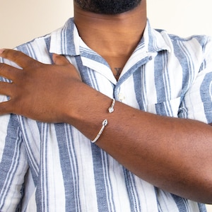 110 Cocoa Pod West Indian Bangle in Sterling Silver .925