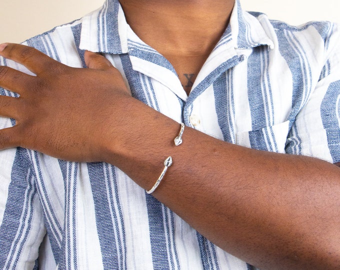 110 Cocoa Pod West Indian Bangle in Sterling Silver .925