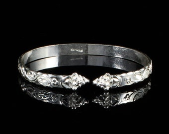 Handmade Sterling Silver West Indian Bangle: Child's Grape Vine Bracelet