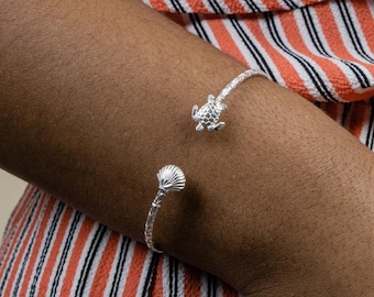 Handmade Bangle with Turtle and Shell and Calypso Pattern in .925 Sterling Silver