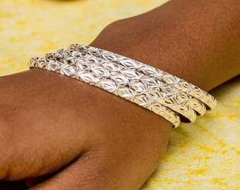 Handmade Sterling Silver West Indian Jingle Bangle: Diamond Pattern (4mm)