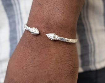 Cocoa Pod Bangle Handmade in Sterling Silver with Calypso Pattern