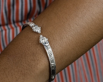 Handmade Sterling Silver West Indian Bangle: Frosted Grape Vine