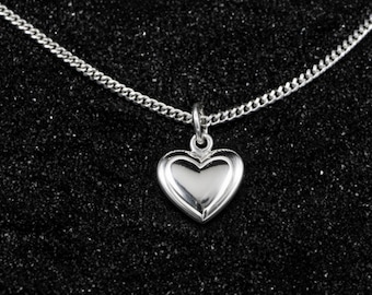Heart Pendant with Chain in .925 Sterling Silver