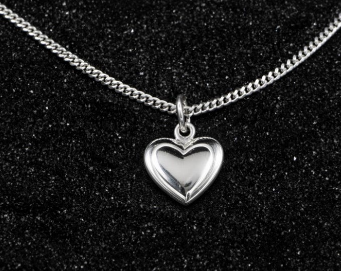 Heart Pendant with Chain in .925 Sterling Silver