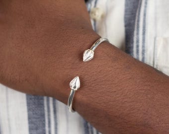 Minimalistic Handmade Bangle with Cocoa Pods in .925 Sterling Silver