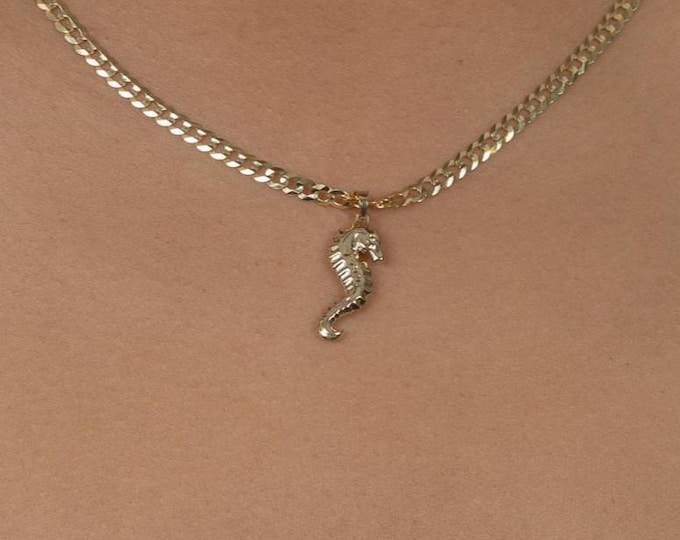 Seahorse Pendant in 14 KT Yellow Gold