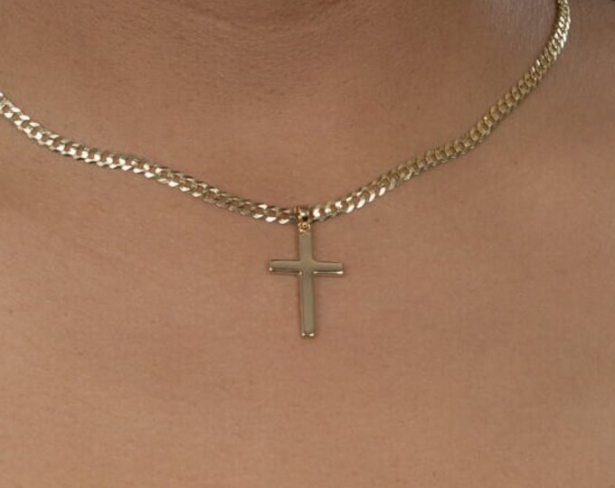 Small Cross Pendant in 14 KT Yellow Gold