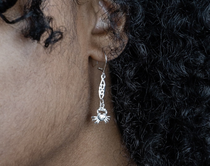 Small Caribbean Crab with Extender Bar Earrings in .925 Sterling Silver