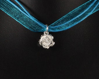 Caribbijou Rose Pendant with Chain in 925 Sterling Silver