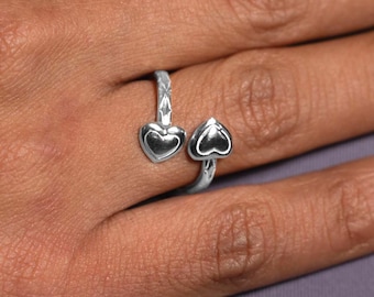 Adjustable Ring with Hearts handmade in .925 Sterling Silver