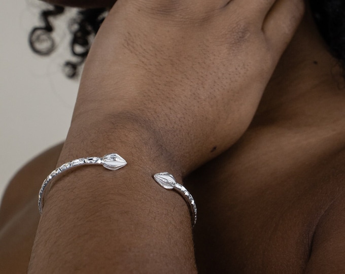 Cocoa Pod West Indian Bangle Calypso pattern Handmade in .925 Sterling Silver .110" thickness