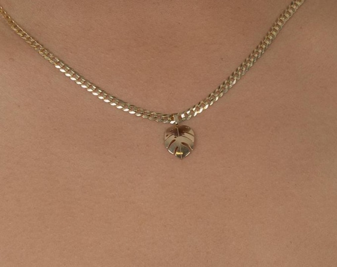 Monstera Leaf Pendant in 14 KT Yellow Gold