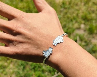 Antigua Map Light Handcrafted 925 Sterling Silver Bangle Bracelet with Diamante Pattern
