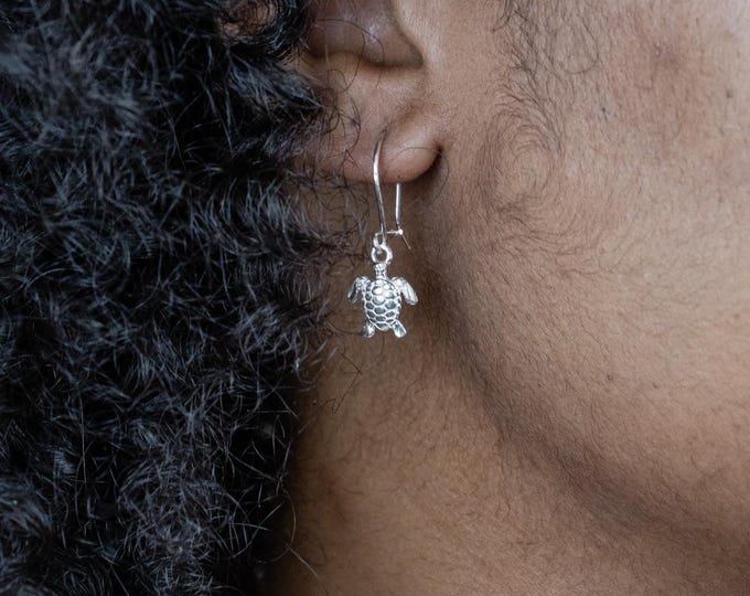 Small Turtle Earrings in .925 Sterling Silver