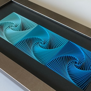 Laguna Beach 3d Spiral Artwork, Vibrante arte da parete, Scultura di carta appesa a parete, Arte della penna incorniciata, Arte da parete a spirale 3d per gli amanti dell'oceano