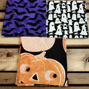 Tissu courtepointe Halloween | Carrés de 5 po. | 20 pièces