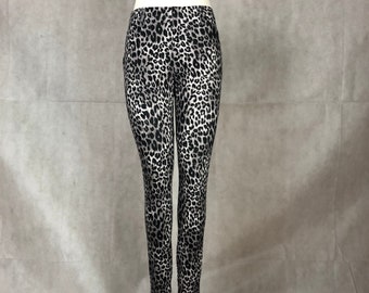 Shiny Leopard Print Black Leggings 