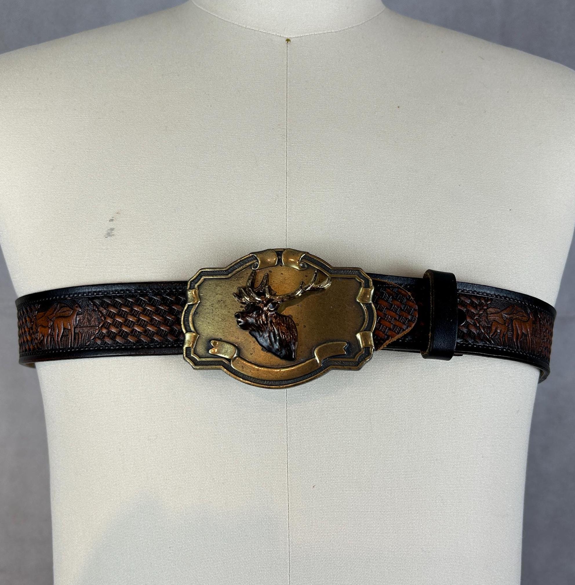 Vintage Genuine Leather Beautifully Tooled Belt With Deers  display picture 1