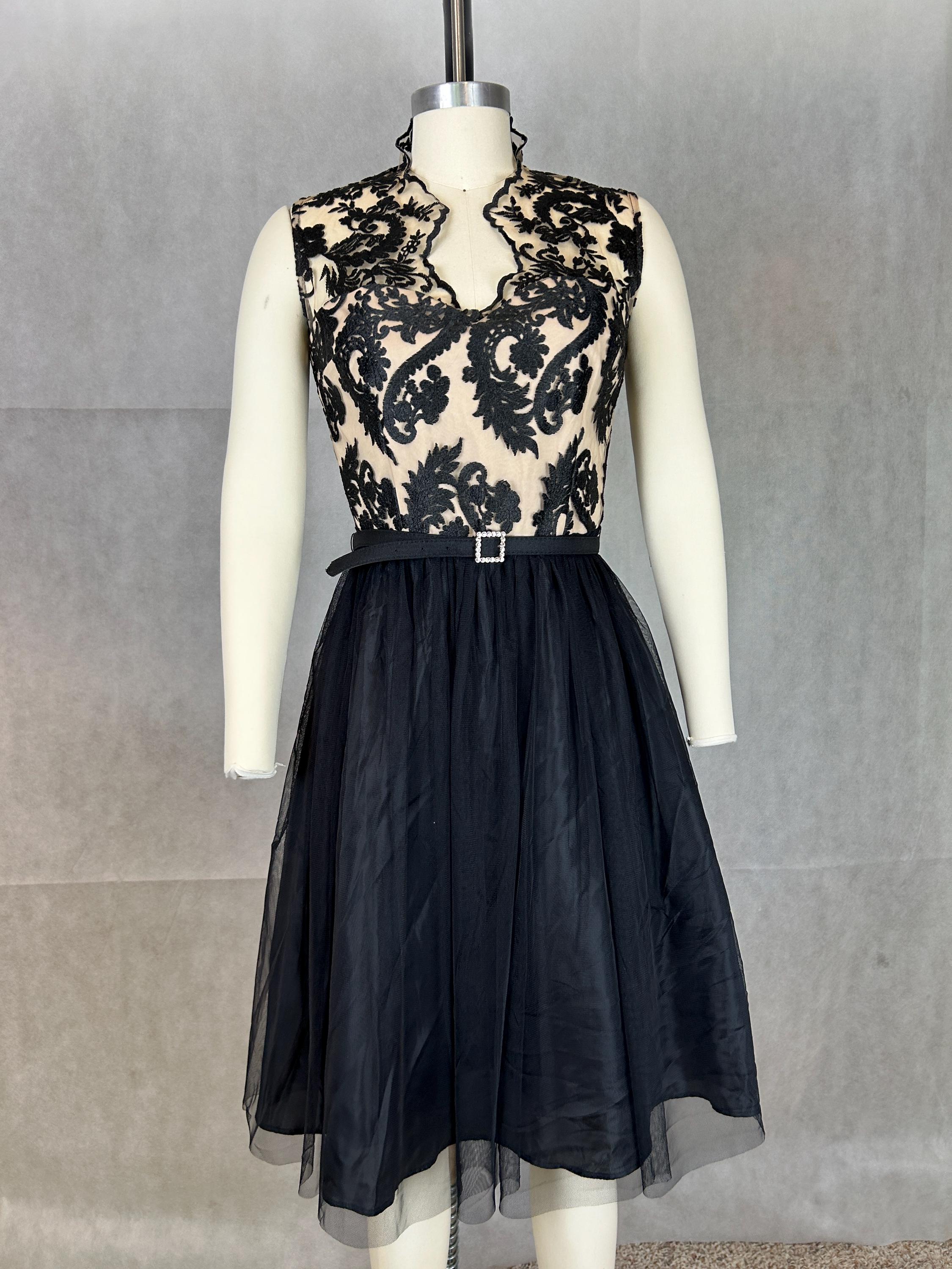 knee length dresses for ladies Lace Sleeve Cup Detail Mini Dress