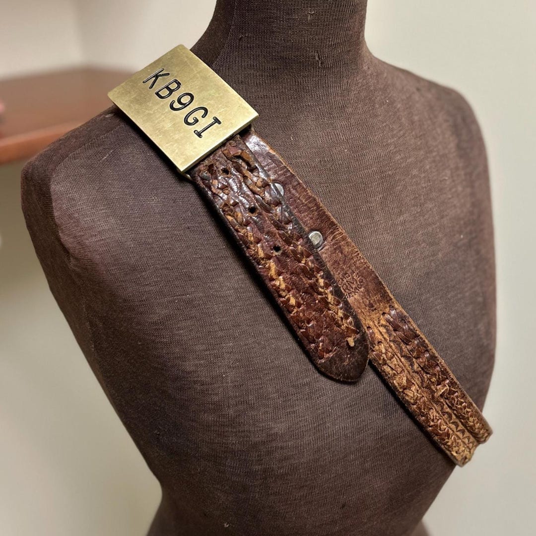 レザー銃弾ベルト ブラウン フリンジ ヴィンテージ骨董品 ユニークで