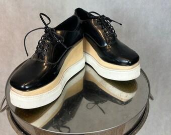 Pre-Owned Designer Inspired Platform Black Oxfords With Wooden Soul and White Tread
