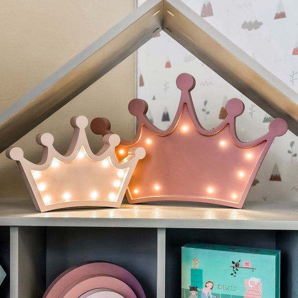 Crown night light, Wooden night light, Nightlight for nursery, Kids bedroom light, Little princess room, Bedside lamp crown, Night light