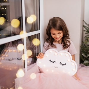 Kinderzimmer Dekore Lichtwolke Holz LED-Licht Holzlampe Wolke Nachtlicht Kinderzimmer Nachtlicht Kinderzimmer Wandlampe Erstes Geburtstagsgeschenk