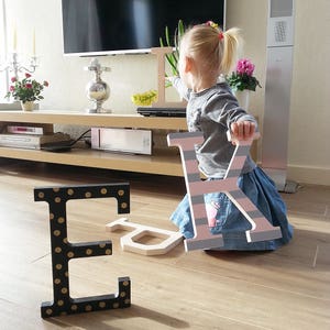 Letras de madera, listas para enviar, Decoración moderna del hogar, Todo el alfabeto, decoración de boda blanca, regalo para baby shower, iniciales decorativas, mayúscula