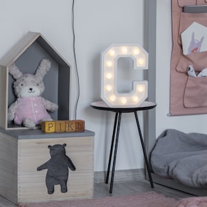 Guardería con luz nocturna, Carta de marquesina de madera, Decoración de la habitación del bebé, Luz nocturna para bebés, Luz nocturna para niños, Lámpara de pared para guardería