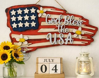 Small Wooden American Flag Sign • Grungy Distressed USA Wall Art (July 4th)
