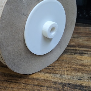 Georgia-Pacific 59498A, 59437A. Adaptador para papel toalha marrom EnMotion Impulse Dispenser de 8" para encaixar no rolo central de 2".