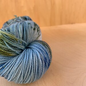 Down Here in the Deep Blue Sea -- Lincoln 75/25 SW merino nylon sock yarn 415 yards, hand-dyed yarn