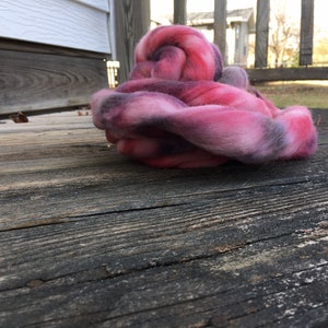 Josephine-- OOAK colorway 4 ounce roving-- handyed 100% wool-- non-superwash-- spinning-- felting