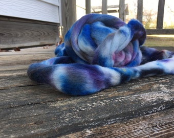 Amy-- OOAK colorway 4 ounce roving-- handyed 100% wool-- non-superwash-- spinning-- felting