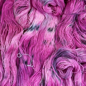 I’m the Ten Amongst These Threes-- Lincoln 2.0 75/25 SW merino nylon sock yarn 463 yards, hand-dyed yarn