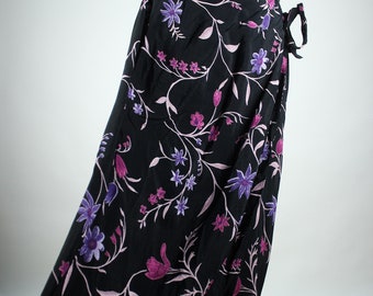 Vintage Black Floral Skirt S, Beach Wrap Skirt Purple Pink Flower Pattern, Midiskirt Spring Summer 90s y2k