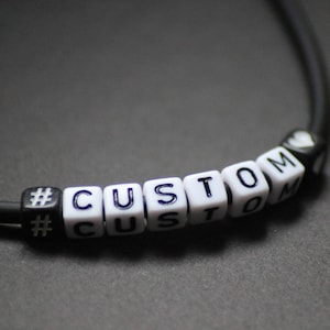 CUSTOM CHOKER Name Wort Deiner Wahl, Individuelle Kette Buchstaben Perlen, 90er Grunge Schmuck, Punk Pastel Goth Bild 1