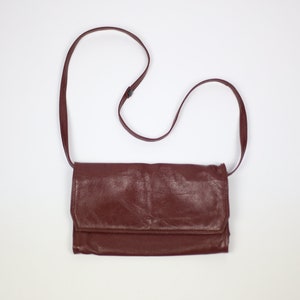 Bolso vintage de piel marrón rojiza, bolso pequeño de piel color vino tinto con correa desmontable, bolso de hombro pequeño, clutch de piel roja