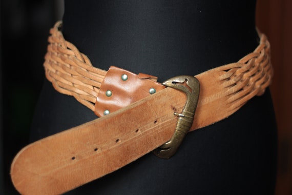 Vintage boho grunge Brown braided leather belt‎ Vintage Boho Grunge Brown Braided Leather Belt - Etsy main image 4