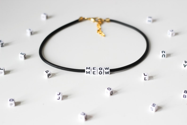 CUSTOM CHOKER Name Wort Deiner Wahl, Individuelle Kette Buchstaben Perlen, 90er Grunge Schmuck, Punk Pastel Goth Bild 2