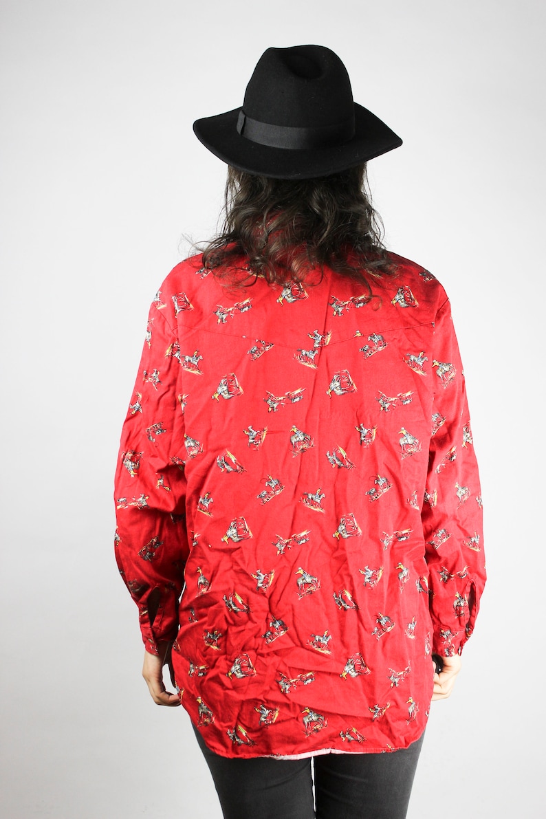 Vintage Red Blouse Western Cowboy Rodeo Shirt Colorful Horses Horseman Pattern Unisex Cute Grunge Alternative Mod Hippie Summer 80s 90s