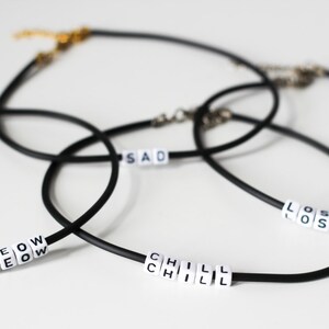 CUSTOM CHOKER Name Wort Deiner Wahl, Individuelle Kette Buchstaben Perlen, 90er Grunge Schmuck, Punk Pastel Goth Bild 7