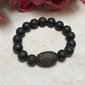 Black bead bracelet for men 8mm, Protection bracelet for women, stress relief bracelet, boyfriend birthday gift, Mothers Day Gift from son