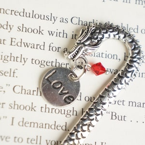 dragon bookmarks for boys, dragon gifts for men, book lover gift ideas, fantasy gifts, dragon lover gift for women, boyfriend birthday gift