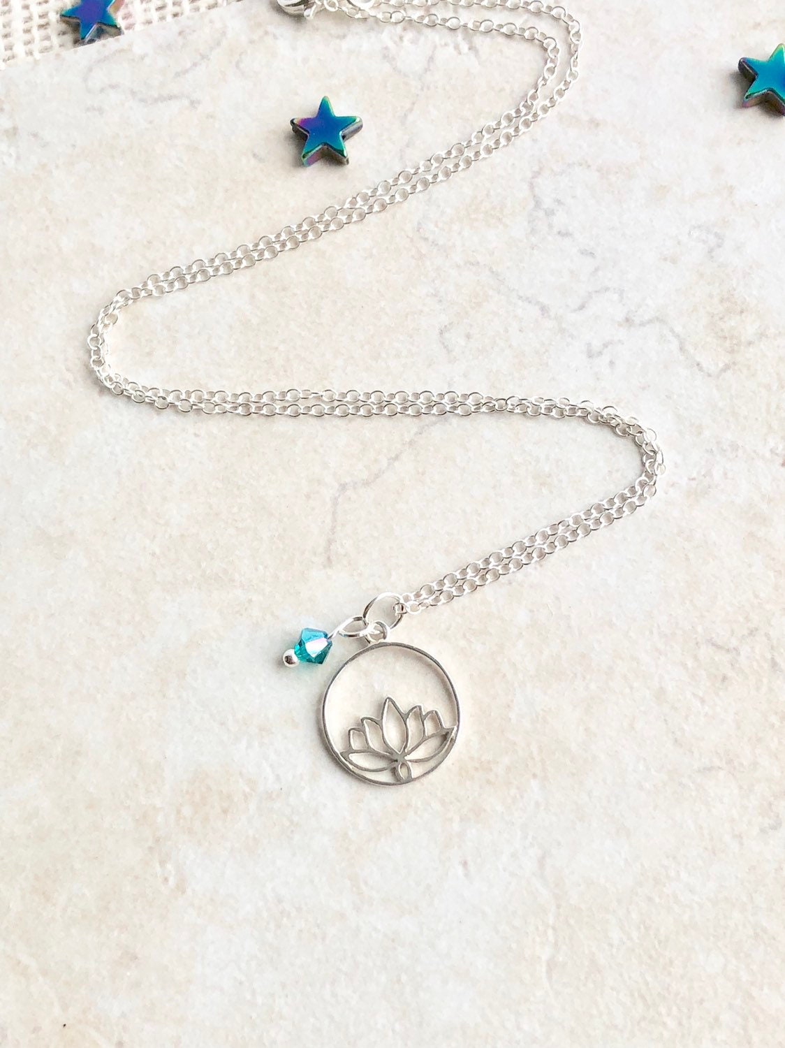 Collana Fiore Di Loto Con Pietra Di Luna In Argento Sterling 925 – Ciondolo Yoga E Spiritualità – Gioiello Regalo Per Donna, Mamma, Moglie – 18+2 Pollici