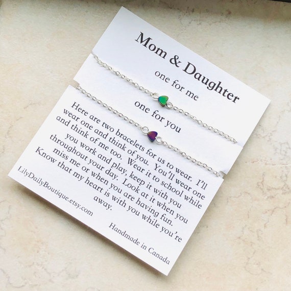 Set Bracciali Mamma E Figlia In Corda Pelle E Acciaio – 2 Bracciali Regolabili Con Biglietto D'Auguri – Regalo Per Rientro A Scuola E Compleanno