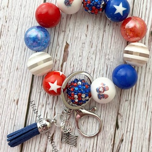 Pulsera/llavero/pulsera/4 de julio/cuentas gruesas/pulsera elástica/gnomo/amigo/maestro/mamá/regalo con gnomos patrióticos