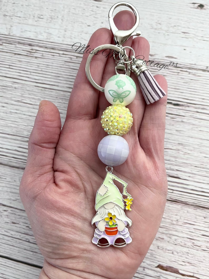 Spring Gnome keychain/purse/zipper/bag/key fob/beaded/charm/flowers/summer/chunky beads/garden gnome/birthday/friend/mom/Easter/gift image 2